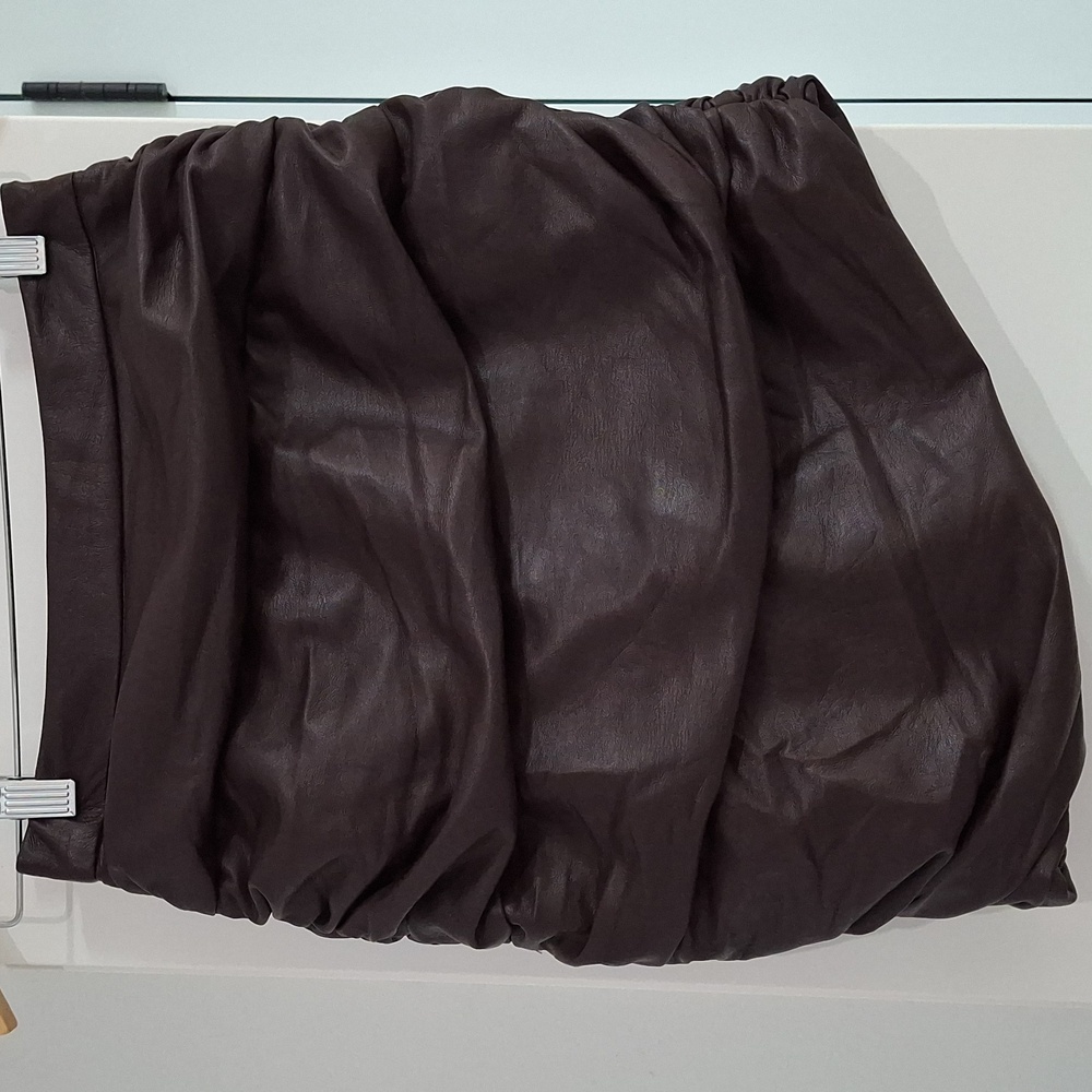 Lulus Cool Factor Dark Plum Purple Ruched Vegan Leather Mini Skirt Sz XS Nwt - Picture 8 of 12